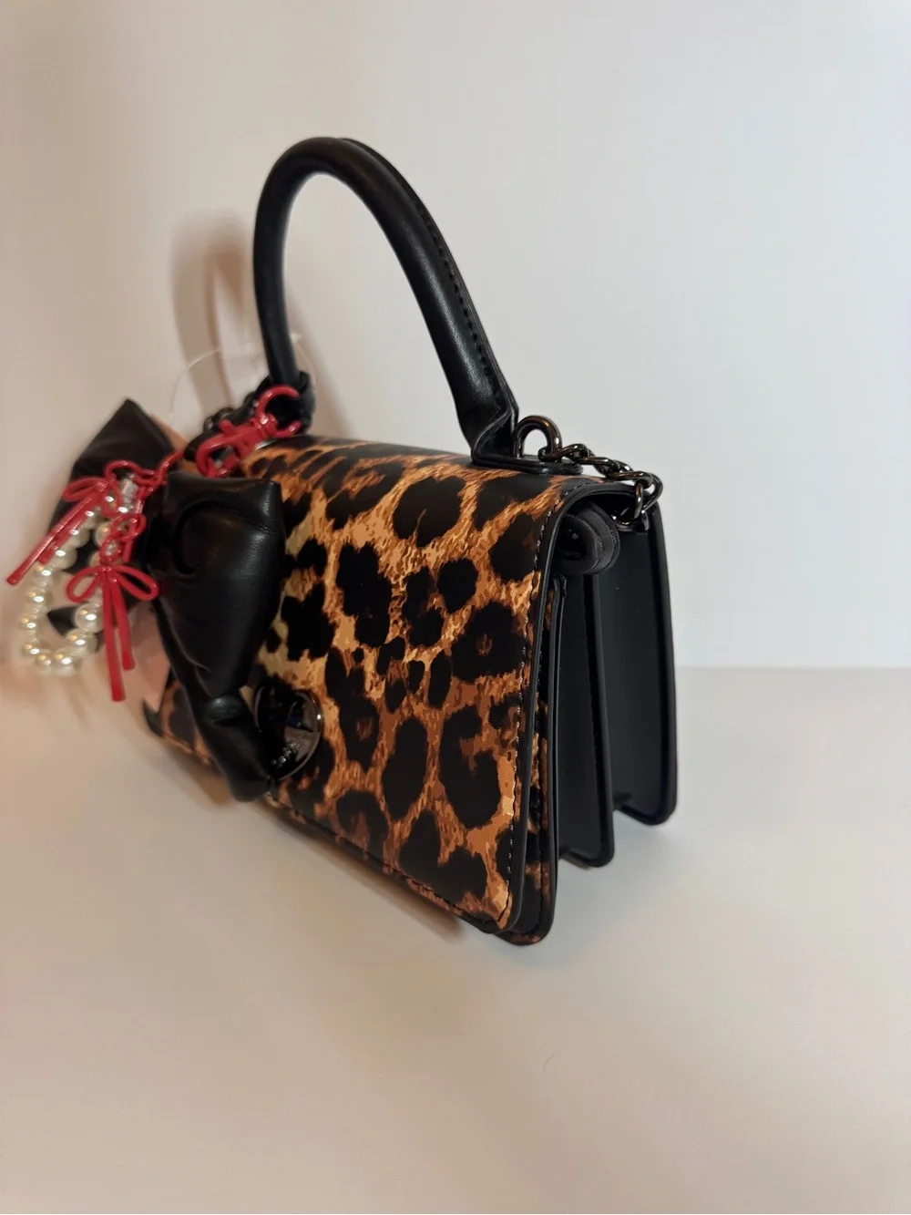 Luv Betsey stylish leopard